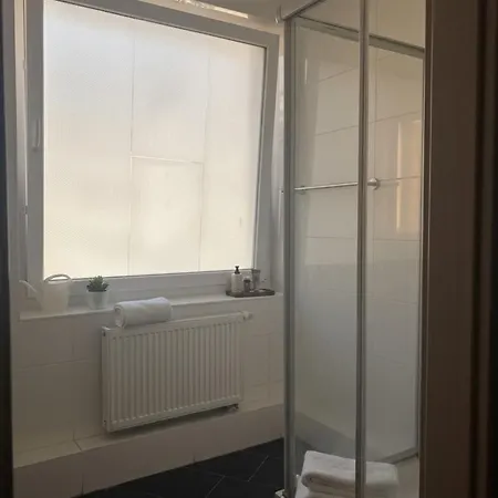 Hannover Central Apartment *